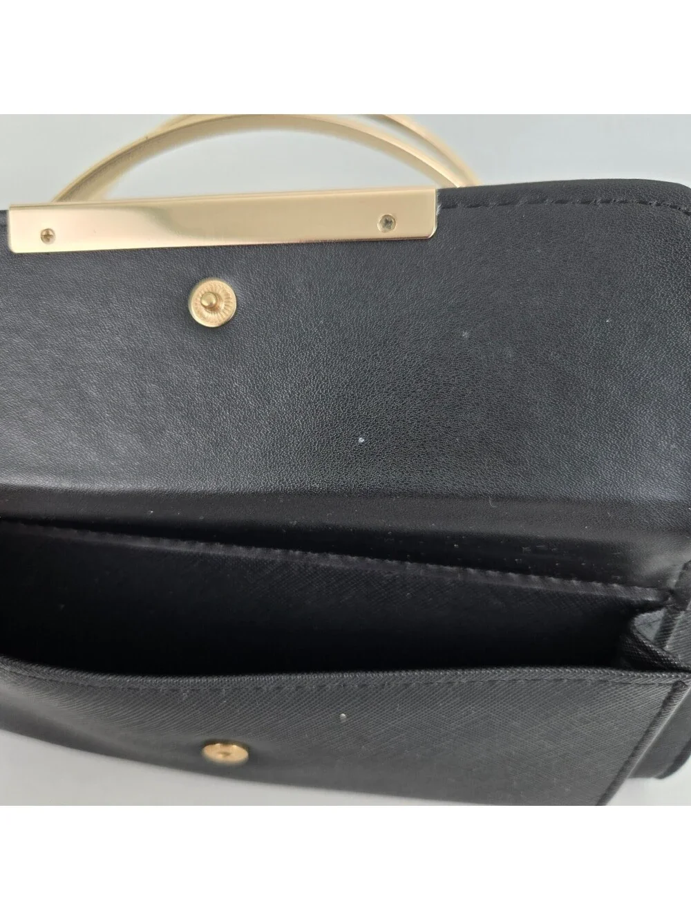 N/A black structured